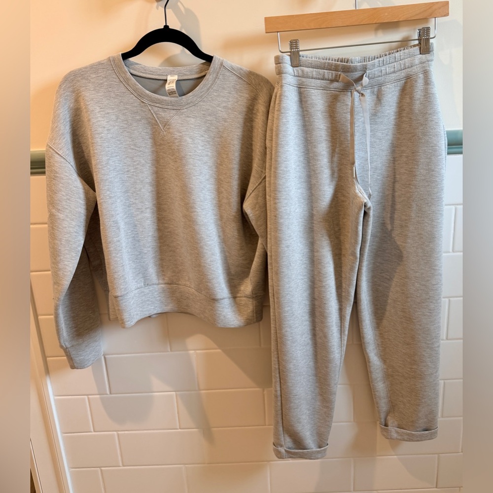 SPANX  AirEssentials Light Gray  Sweatshirt & Jogger.